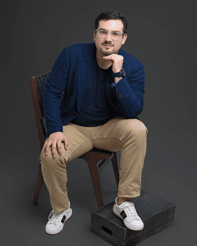 Executive portrait of Emilio Bogantes